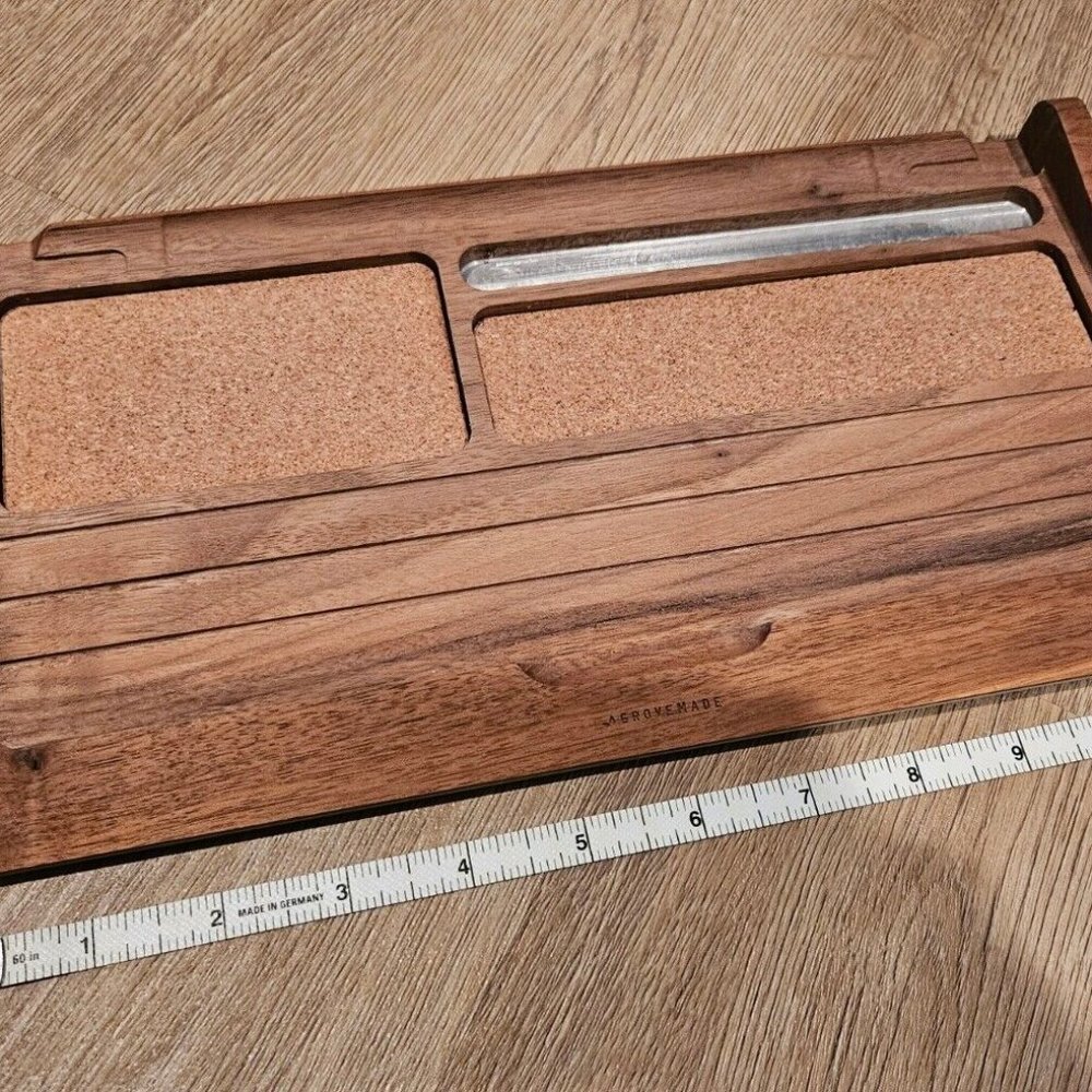 Grovemade Walnut Keyboard Tray U.S. Crafted Tray (for older Magic Keyboard)